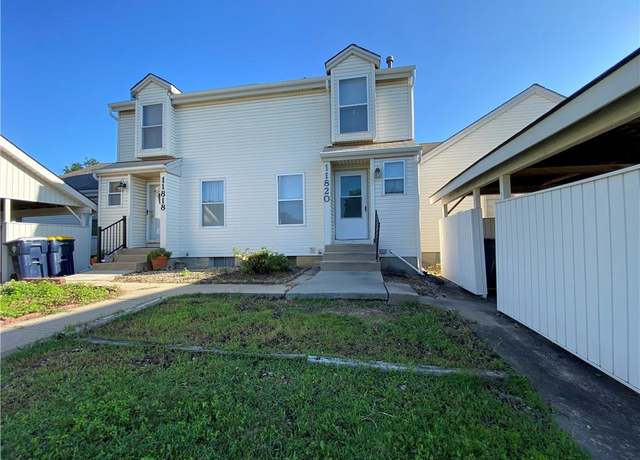 Property at 11820 E 59th Ter, Kansas City, MO 64133, 2 beds, 1.5 baths