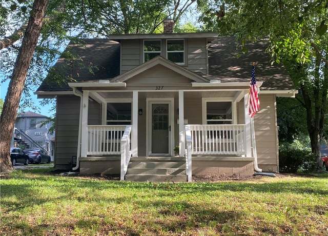 Property at 327 W Southside Blvd, Independence, MO 64055, 2 beds, 1 bath