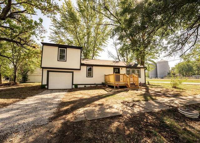 Property at 15 E 7th St, Adrian, MO 64720, 3 beds, 2 baths
