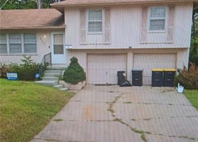 Property at 8304 E 106th St, Kansas City, MO 64134, 3 beds, 1 bath