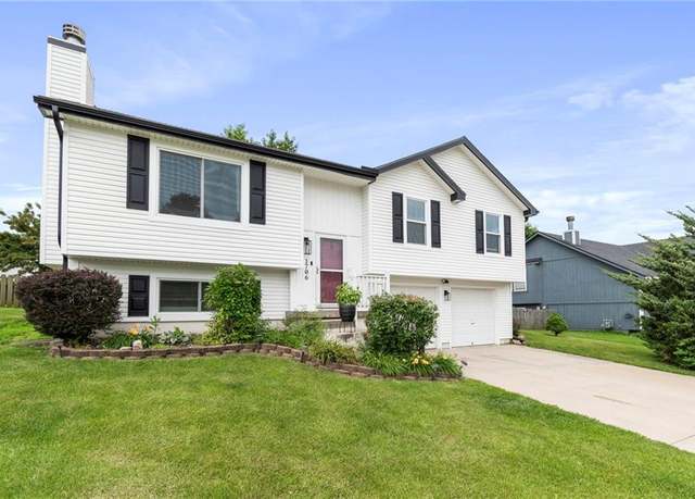 Property at 1706 Clear Creek Dr, Kearney, MO 64060, 3 beds, 2.5 baths