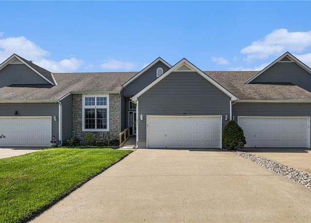 Property at 8003 NE 98th St, Kansas City, MO 64157, 3 beds, 3 baths