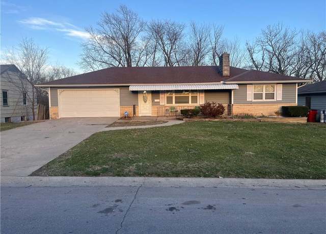 Property at 2215 N 49th St, Kansas City, KS 66104, 3 beds, 3 baths