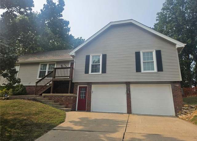 Property at 5408 NW 58th Ter, Kansas City, MO 64151, 4 beds, 4 baths