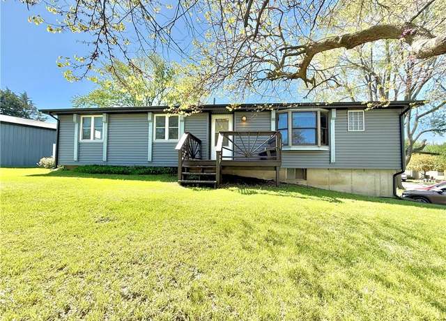 Property at 27642 242 St, Maryville, MO 64468, 3 beds, 2.5 baths