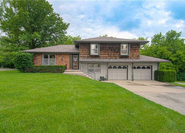 Property at 1540 N Withers Rd, Liberty, MO 64157, 3 beds, 3 baths