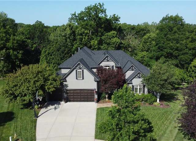 Property at 4203 NE 95th Ct, Kansas City, MO 64156, 5 beds, 5 baths