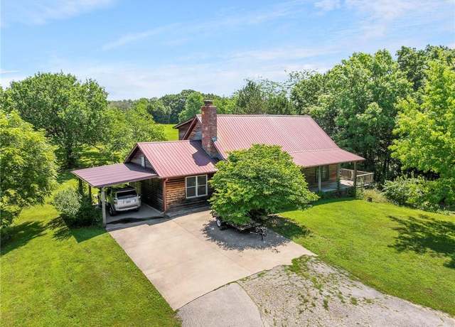 Property at 147 SE 581 Rd, Warrensburg, MO 64093, 3 beds, 2 baths