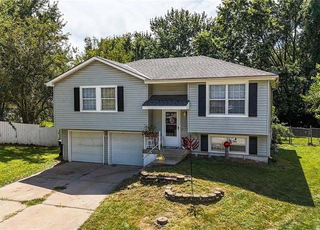Property at 20213 E 14th Terr Ct, Independence, MO 64056, 3 beds, 2 baths