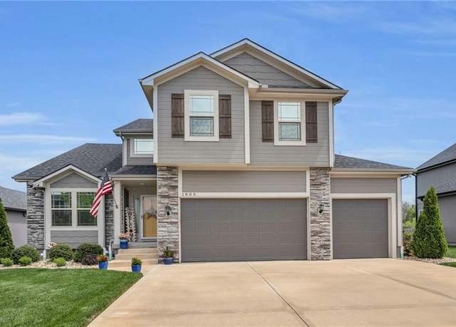 Property at 1805 Verbena Ave, Greenwood, MO 64034, 4 beds, 3.5 baths