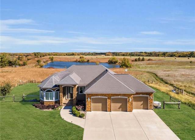 Property at 9530 Caldwell Rd, Kidder, MO 64649, 4 beds, 2.5 baths