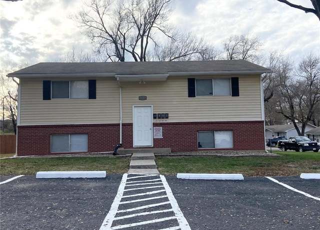 Property at 15204 Bellaire Ave, Grandview, MO 64030, 4 beds, 4 baths