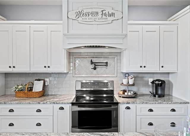 Property at 19864 Nichols Dr, Nortonville, KS 66060, 4 beds, 3 baths
