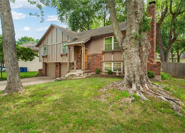 Property at 1404 SW 20th St, Blue Springs, MO 64015, 3 beds, 3 baths