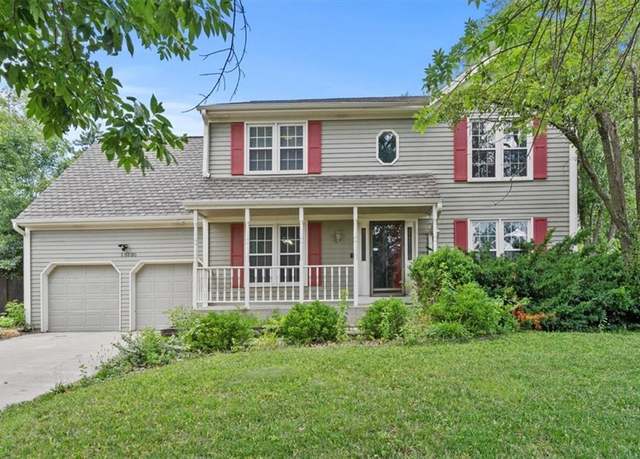 Property at 15320 W 92nd Pl, Lenexa, KS 66219, 4 beds, 2.5 baths