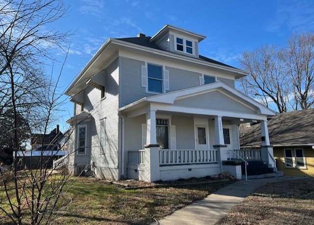 Property at 2848-2848 1/2 Sylvanie St, St Joseph, MO 64501, 286 baths