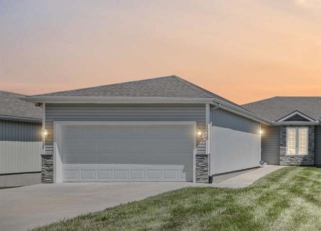 Property at 10720 E 46th Ter, Kansas City, MO 64133, 2 beds, 2 baths