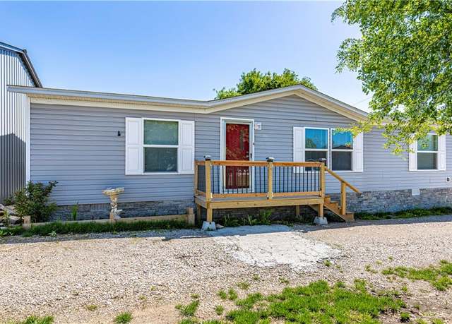 Property at 549 N Linn Valley Dr, Linn Valley, KS 66040, 3 beds, 2 baths
