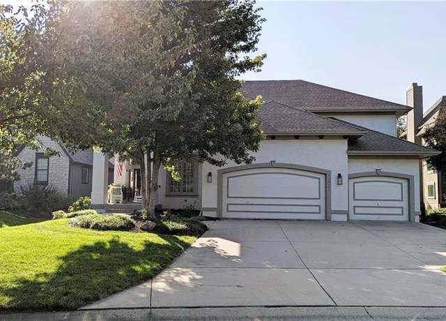 Property at 13921 S Westgate St, Overland Park, KS 66221, 4 beds, 4.5 baths