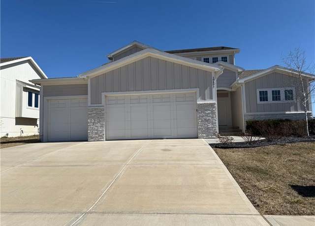 Property at 19491 Amherst St, Gardner, KS 66030, 4 beds, 3.5 baths