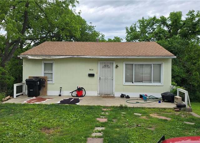 Property at 9808 E 22nd St S, Independence, MO 64052, 3 beds, 1 bath