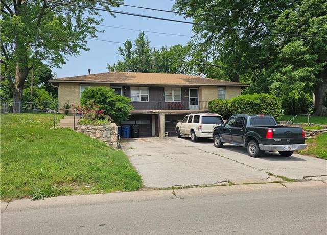 Property at 524 E Walnut St, Independence, MO 64050, 1050 baths
