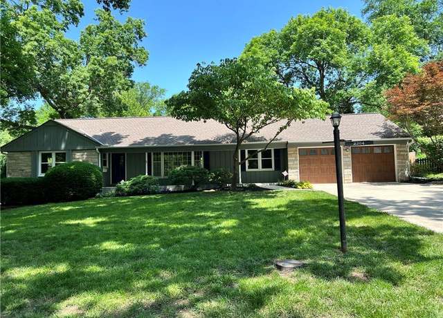 Property at 2204 W 97th St, Leawood, KS 66206, 3 beds, 3 baths