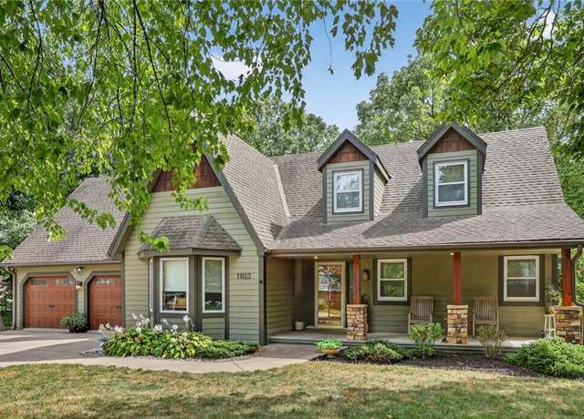 Property at 1105 Jackson Ct, Liberty, MO 64068, 4 beds, 3.5 baths