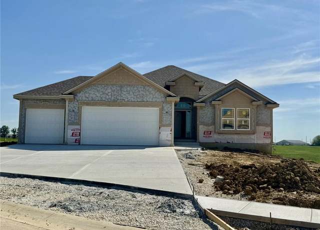 Property at 15601 Sheridan Ct, Basehor, KS 66007, 3 beds, 2 baths
