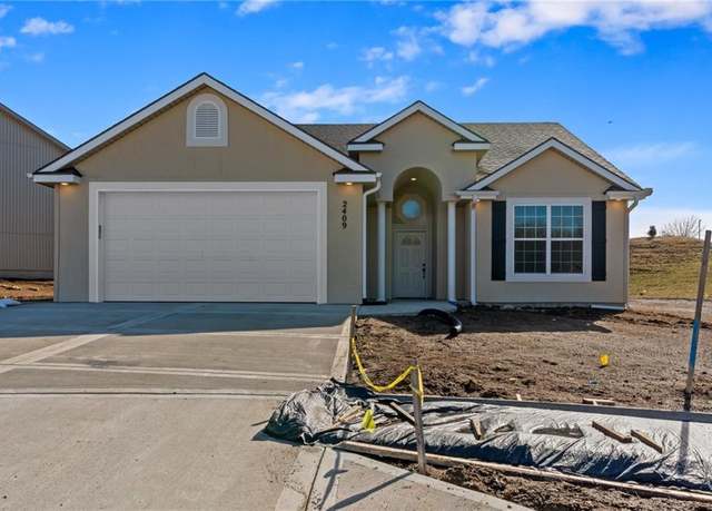 Property at 2409 Merlot Pl, Excelsior Springs, MO 64024, 2 beds, 2 baths
