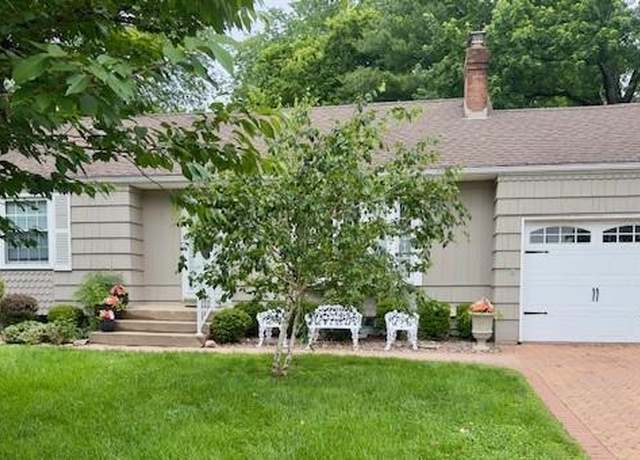 Property at 6970 Tomahawk Rd, Prairie Village, KS 66208, 3 beds, 2 baths