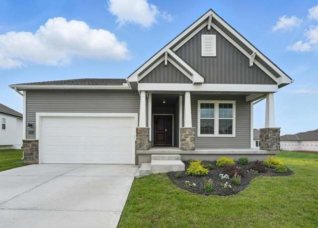 Property at 27011 E Dogwood Ln, Lee's Summit, MO 64086, 3 beds, 2 baths