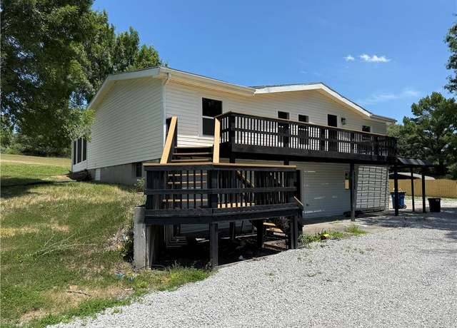 Property at 14851 Y Hwy, Excelsior Springs, MO 64024, 3 beds, 3 baths