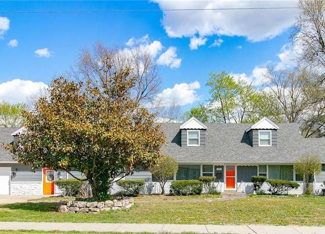 Property at 1605 S Market St, Holden, MO 64040, 6 beds, 4 baths