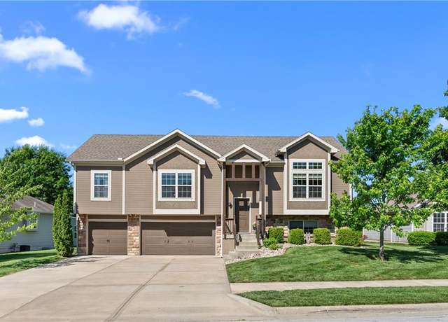 Property at 9301 SW 2nd St, Blue Springs, MO 64064, 4 beds, 3 baths