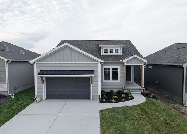 Property at 1516 SW Arborpark Ter, Lee's Summit, MO 64082, 4 beds, 3 baths