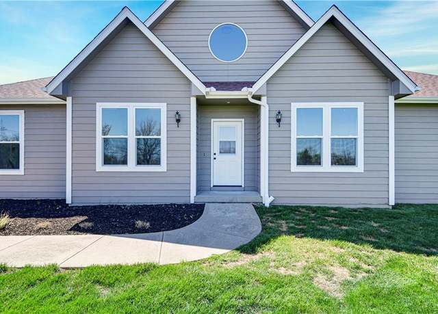 Property at 1800 SW Cemetery Rd, Oak Grove, MO 64075, 3 beds, 3 baths