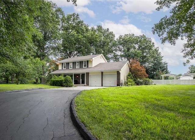 Property at 26612 E Blue Mills Rd, Sibley, MO 64088, 4 beds, 2.5 baths