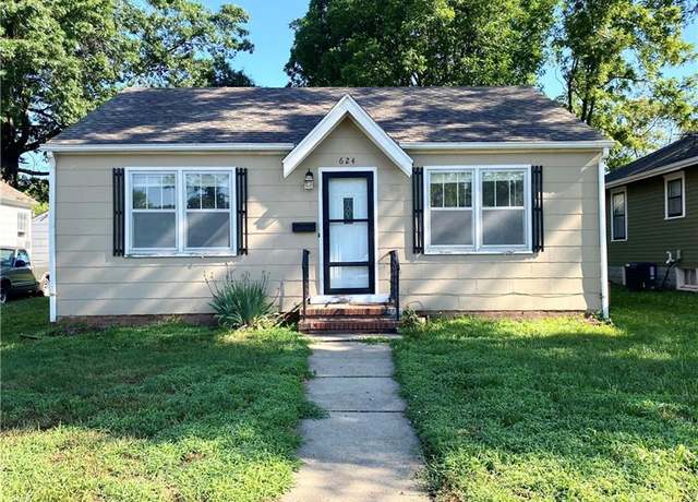 Property at 624 W 26th St, Higginsville, MO 64037, 2 beds, 1 bath