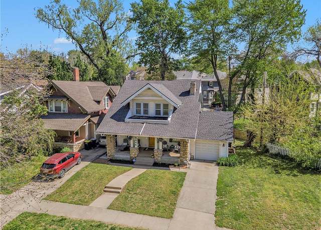 Property at 4445 Gillham Rd, Kansas City, MO 64110, 4 beds, 1.5 baths