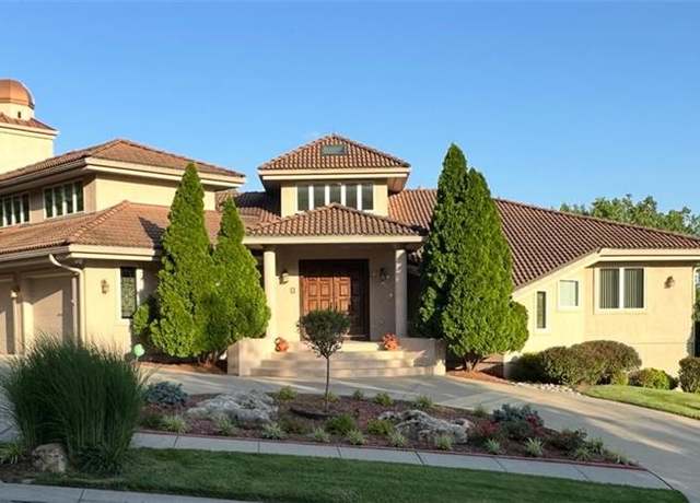 Property at 19403 W 64th Ter, Shawnee, KS 66218, 5 beds, 4.5 baths