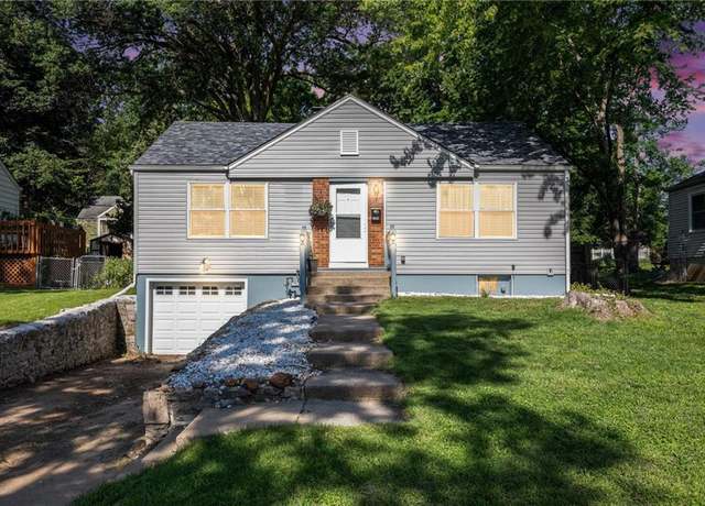 Property at 3308 S Maywood Ave, Independence, MO 64052, 2 beds, 1 bath