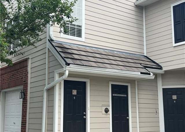 Property at 11616 Tomahawk Creek #C Pkwy, Leawood, KS 66211, 2 beds, 1 bath