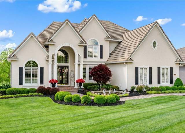 Property at 15320 Iron Horse Cir, Leawood, KS 66224, 4 beds, 4.5 baths