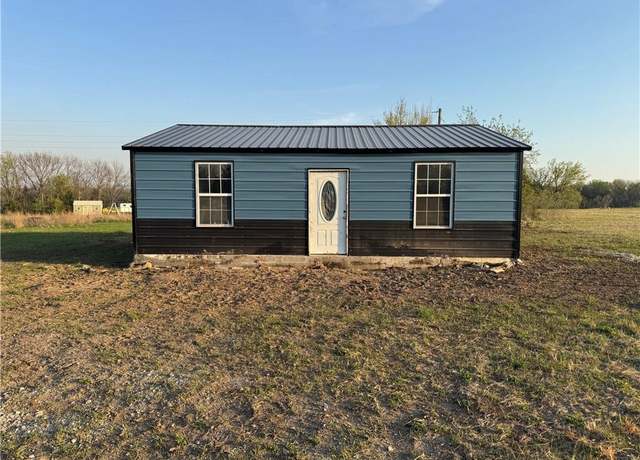 Property at 6 Badger Dr, Mound City, KS 66056