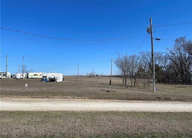 Property at 80 Hackberry Rd, Mapleton, KS 66754