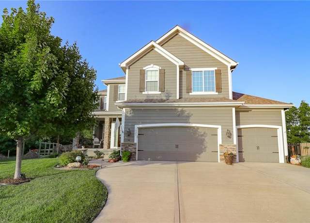 Property at 1021 SE Beatty Ct, Blue Springs, MO 64014, 4 beds, 2.5 baths