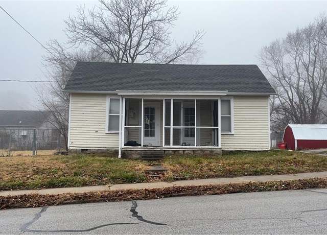 Property at 415 South 20th St, Lexington, MO 64067, 2 beds, 1 bath
