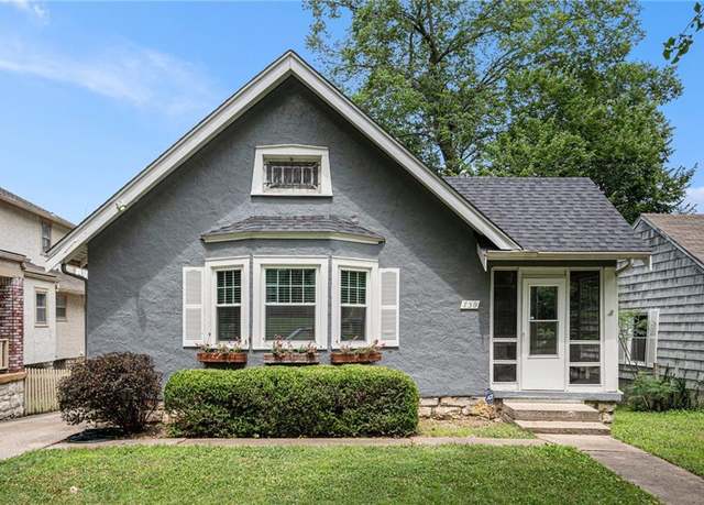 Property at 730 E 63rd Ter, Kansas City, MO 64110, 3 beds, 2 baths