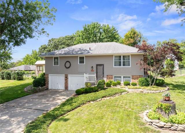 Property at 4016 S Crackerneck Rd, Independence, MO 64055, 3 beds, 1 bath